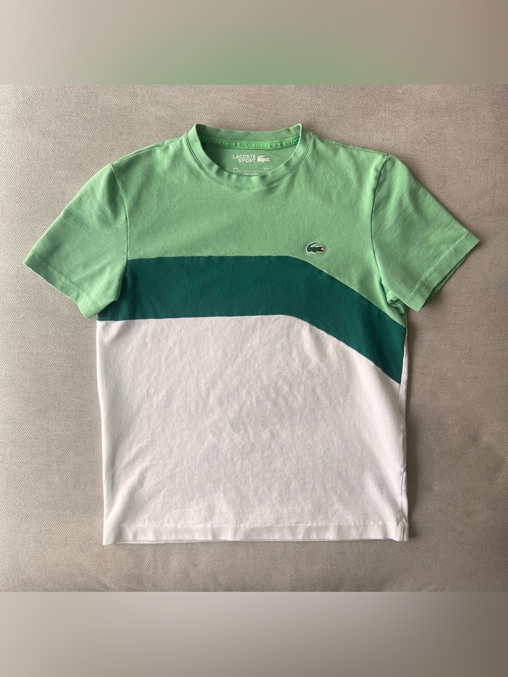 Lacoste Sport Green and White Colorblock Tennis Tshirt Men’s M Moisture Wicking